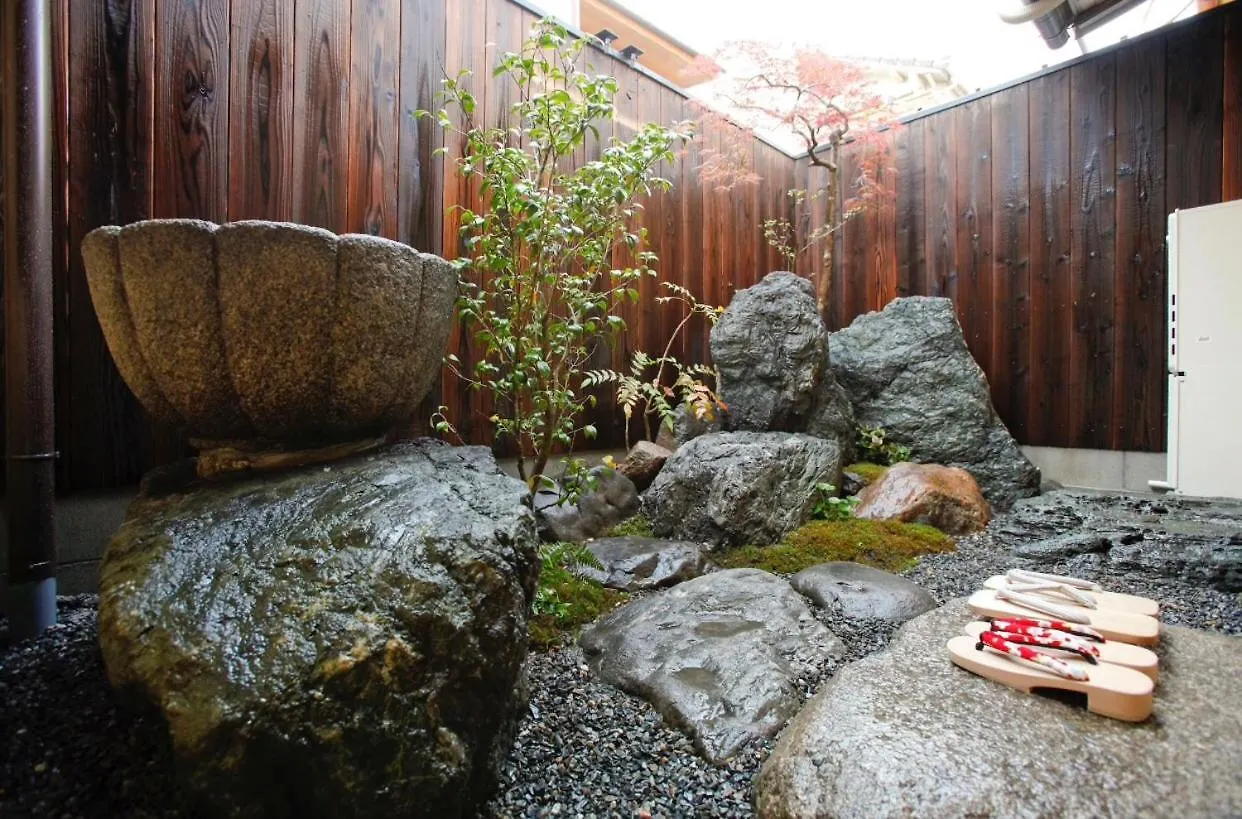 Villa 京町家の宿 三石 Kyoto Japan